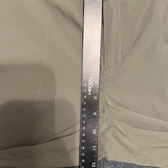 Columbia Women's Hiking Active Nylon Convertible Pants Green Cinch hem 16 Short - Picture 13 of 14